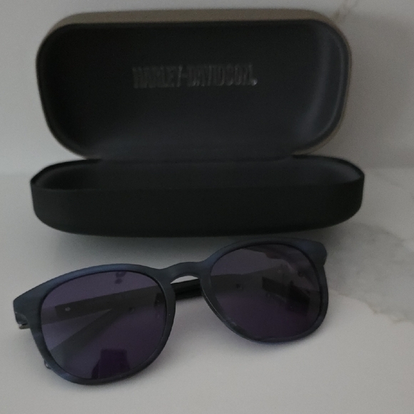 NWOT Men's Blue Harley-Davidson Sunglasses with Case - Picture 8 of 9